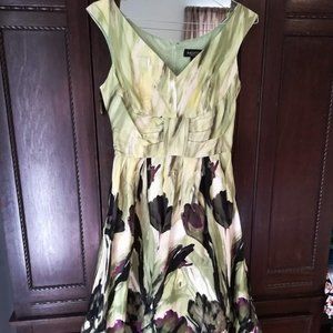 Cotton flower watercolor dress w/pockets - size 8